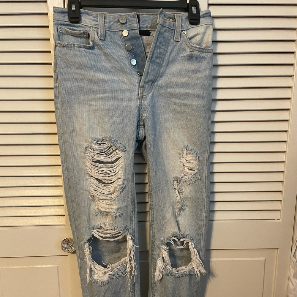 Urban outfitters mom jeans